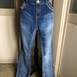 Ariya Women’s Jeans SZ 25/16 Excellent Condition